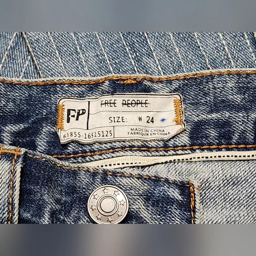 Free People Novelty Flare Jeans Sz 24